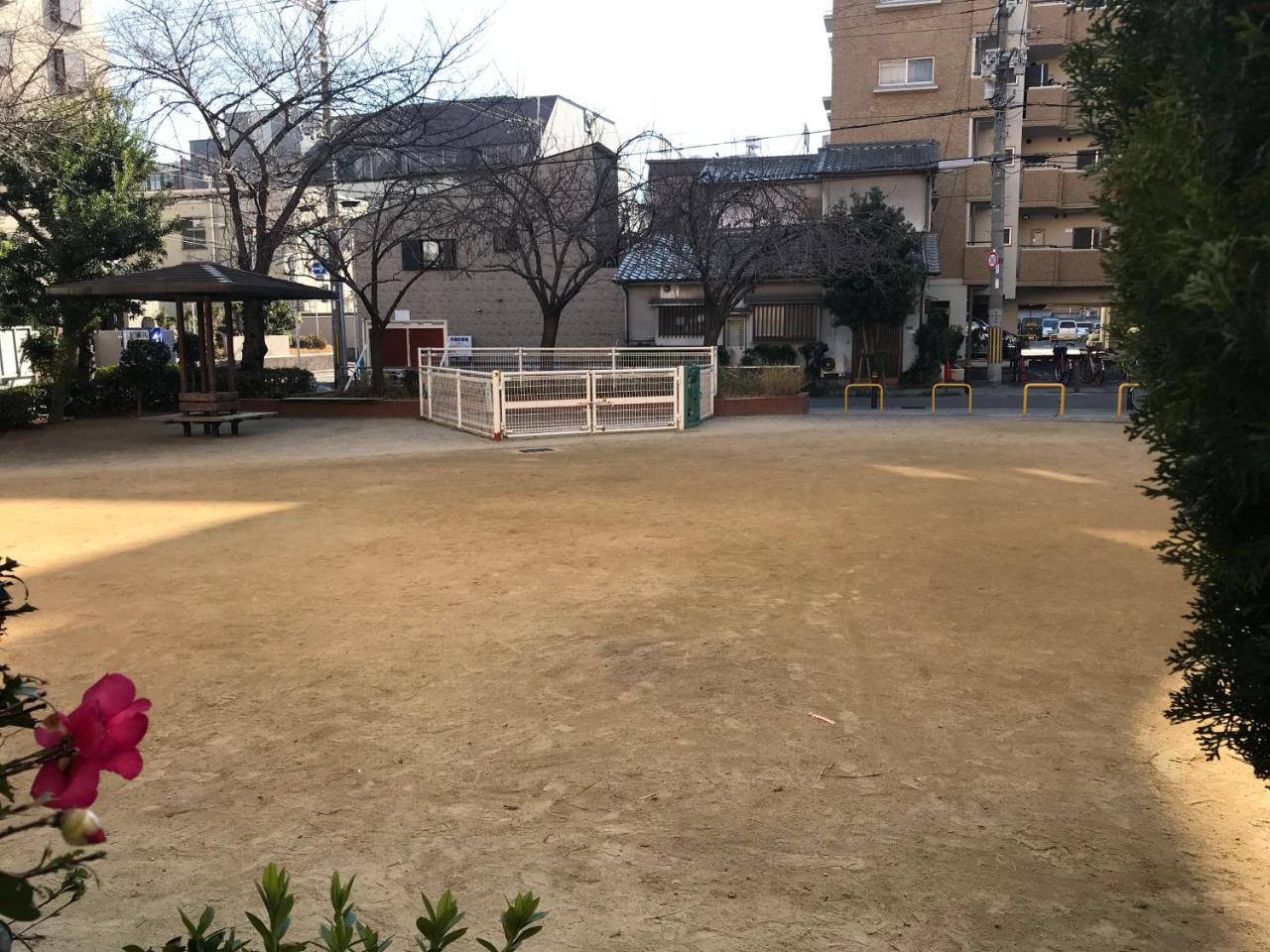 Appartamento Family House Osaka Esterno foto