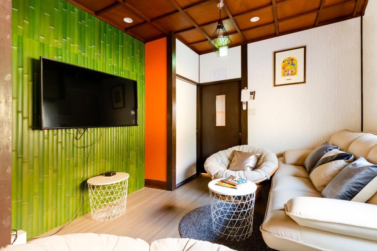 Appartamento Family House Osaka Esterno foto