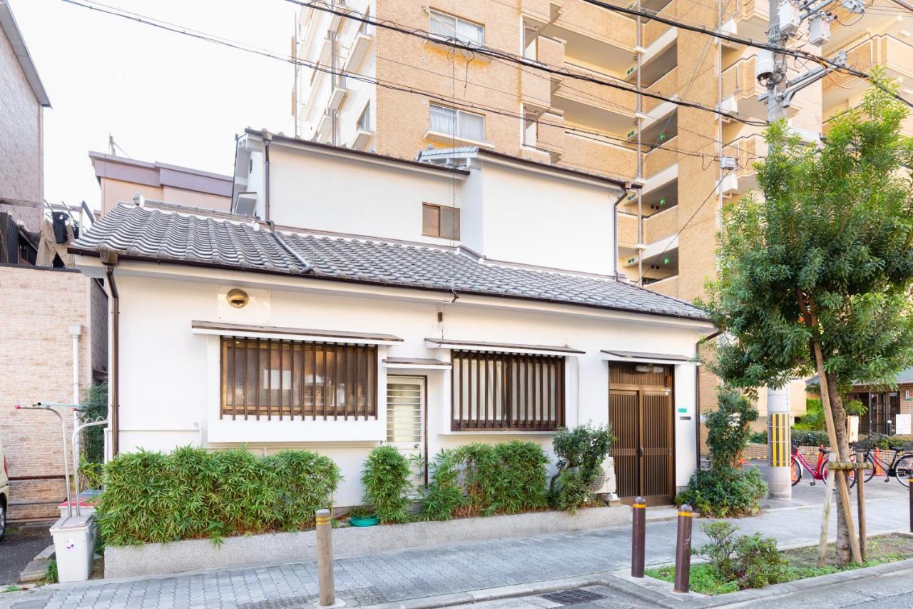 Appartamento Family House Osaka Esterno foto
