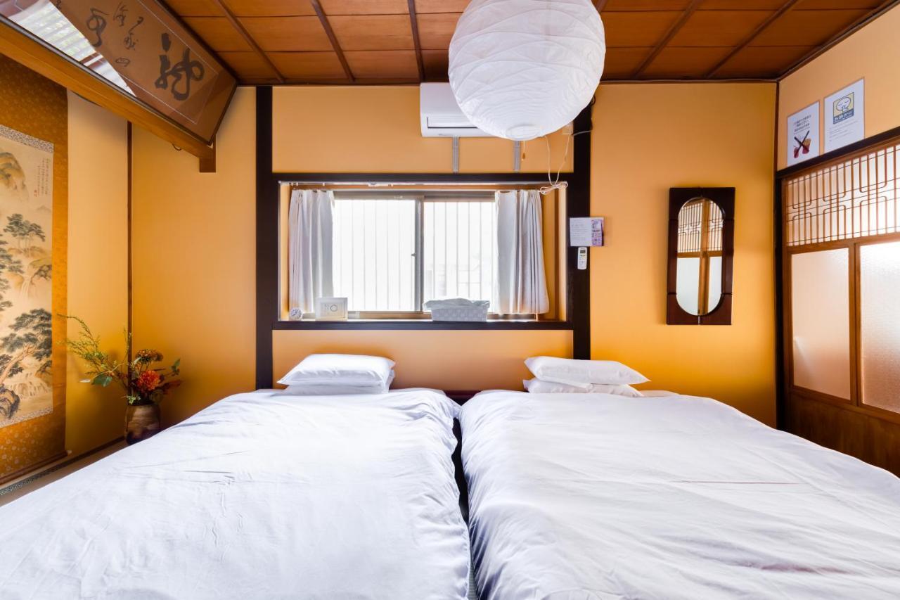 Appartamento Family House Osaka Esterno foto