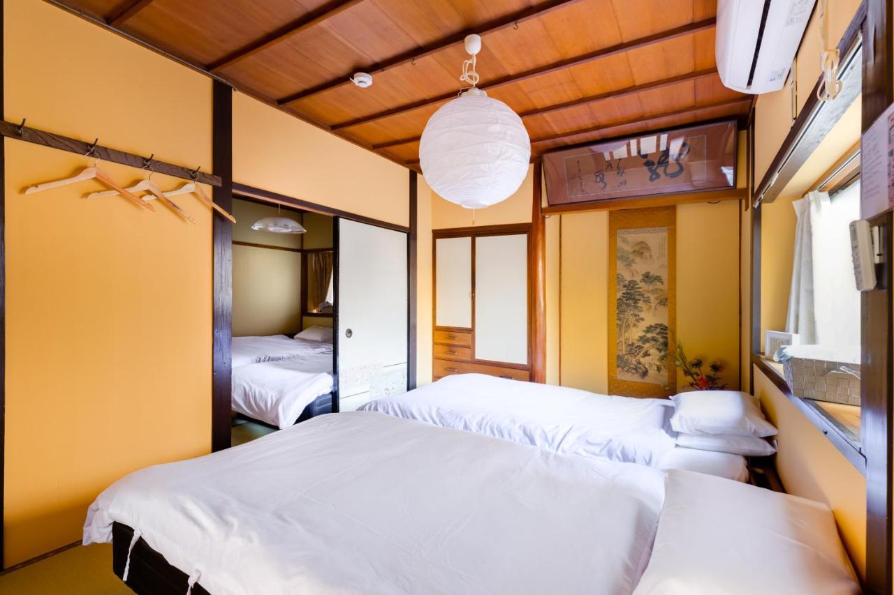 Appartamento Family House Osaka Esterno foto